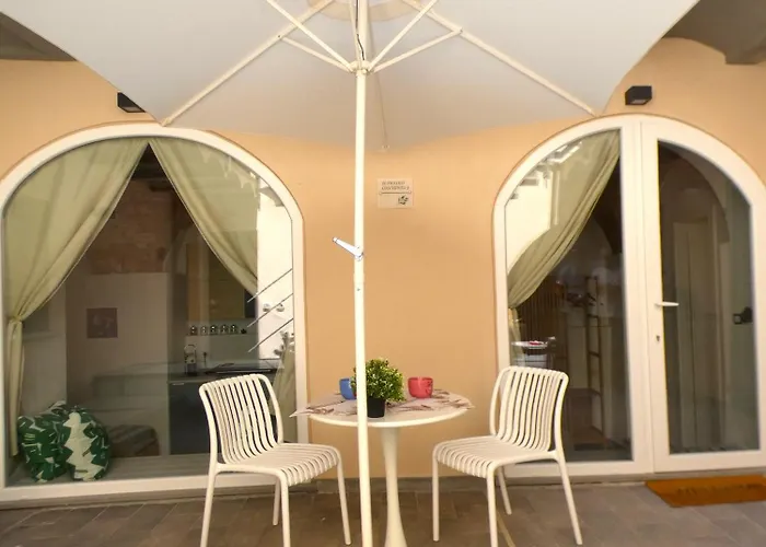 Il Piccolo Convento- Nuova Gestione 2025- Apartman La Spezia